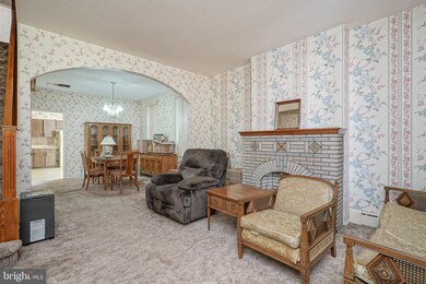 4489 E Thompson St, Philadelphia, PA 19137 - photo 6