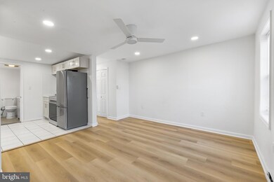 2120 Christian St unit 3, Philadelphia, PA 19146 - photo 6