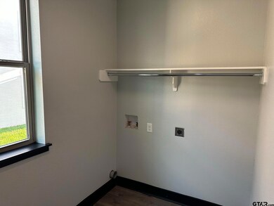 1208 B 1208 B Centennial Trail, Tyler, TX 75703 - photo 7