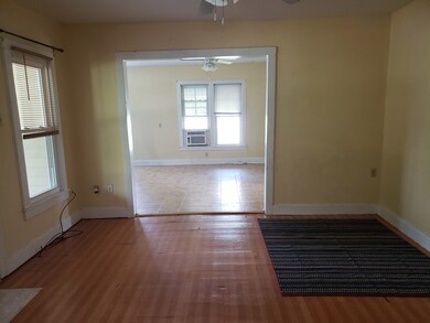 Walk into Kitchen/Breakfast/Dining