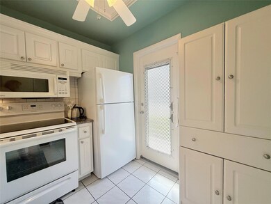 4331 NW 16th St unit D103, Lauderhill, FL 33313 - photo 6