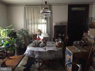 410 W Queen St, Chambersburg, PA 17201 - photo 6