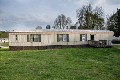 203 Rock Crusher Rd, Walhalla, SC 29691 - photo 2