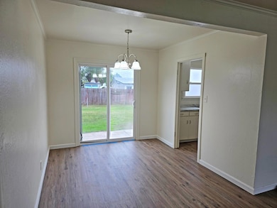 216 E Ashlan Ave, Fresno, CA 93704 - photo 5