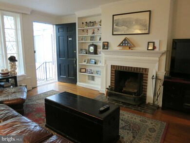 2418 I St NW, Washington, DC 20037 - photo 2