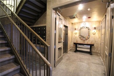 508 Toulouse St unit 201, New Orleans, LA 70130 - photo 2