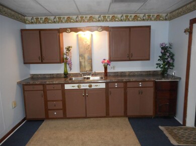 121 S Wayne St, Portland, IN 47371 - photo 6