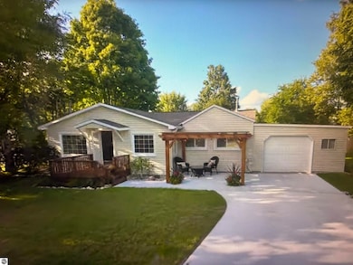2876 Concord St, Traverse City, MI 49684 - photo 4