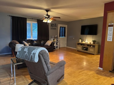 124 Alford Dr, Bull Shoals, AR 72619 - photo 7