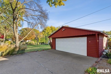 3315 Fairhaven Rd, Davenport, IA 52807 - photo 4