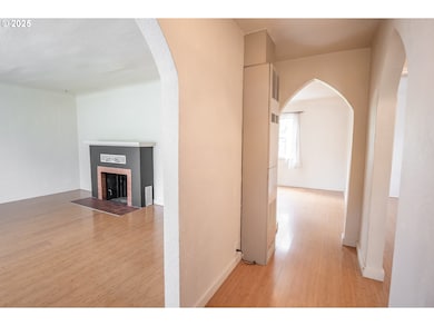 2560 Kincaid St, Eugene, OR 97405 - photo 2