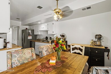 Calle Real Photos-16