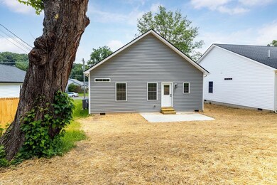 1522 2nd St, Waynesboro, VA 22980 - photo 5