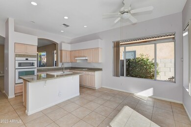 06-Kitchen with Breakfast Bar