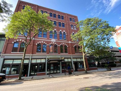 83 Hanover St unit 303, Manchester, NH 03101 - photo 6