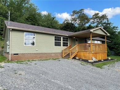 1311 Hillcrest Rd, Wellsville, OH 43968 - photo 2