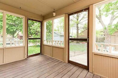 2905 45th St, Des Moines, IA 50310 - photo 6