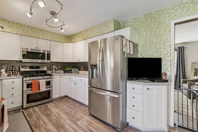 1337 Shultz St, Evansdale, IA 50707 - photo 6