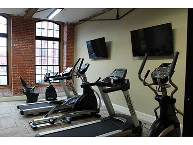 11 Eagle St unit 10-105, Providence, RI 02908 - photo 6