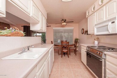 Light and bright kitchen