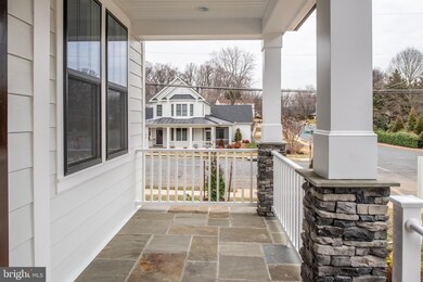 401 Yeonas Dr SW, Vienna, VA 22180 - photo 7