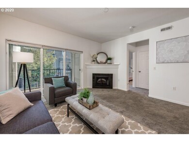 755 Springtree Ln unit 755, West Linn, OR 97068 - photo 3