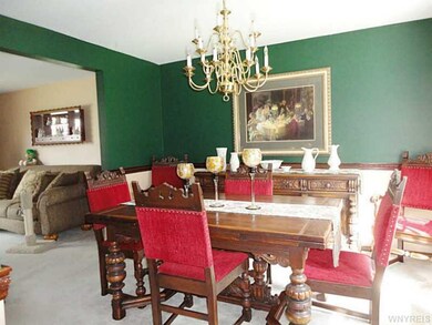 Dining Room. 19 Joann Dr, West Seneca, NY - dining