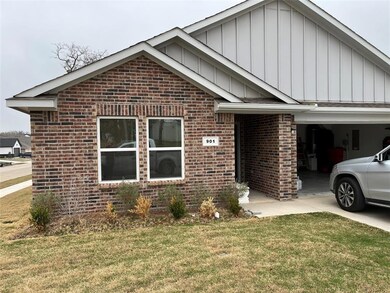 901 Ben Dr, Springtown, TX 76082 - photo 3