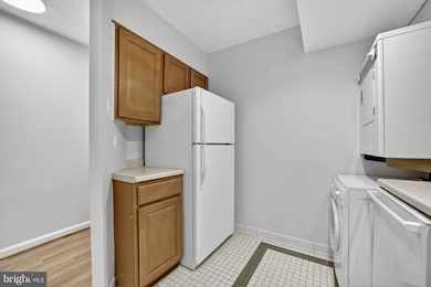 Park Princess/Logan Park unit 304, Washington, DC 20005 - photo 7