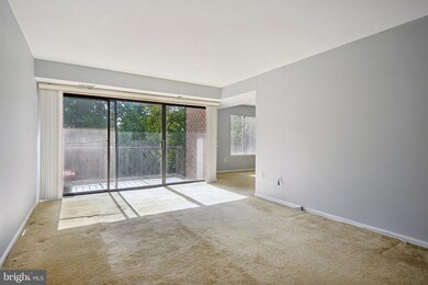 3101 Buccaneer Ct unit 202, Fairfax, VA 22031 - photo 5