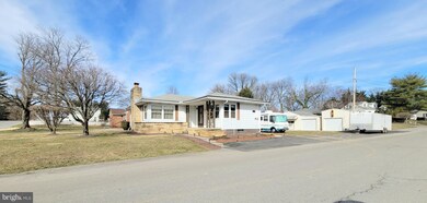 17528 Gay St, Hagerstown, MD 21740 - photo 3