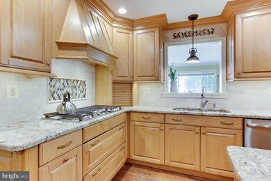 8310 Quince View Ln, Owings, MD 20736 - photo 7