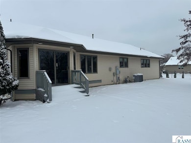 1411 8th St N, New Ulm, MN 56073 - photo 5
