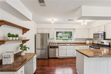 Kitchen built in desk and shelving