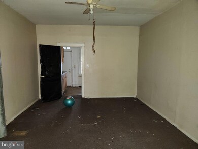 2136 W Lexington St, Baltimore, MD 21223 - photo 4