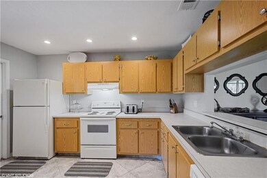 9447 Burlington Place, Boca Raton, FL 33434 - photo 7