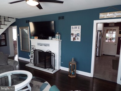 918 Francis Ave, Halethorpe, MD 21227 - photo 7