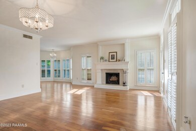 553 Esplanade-3