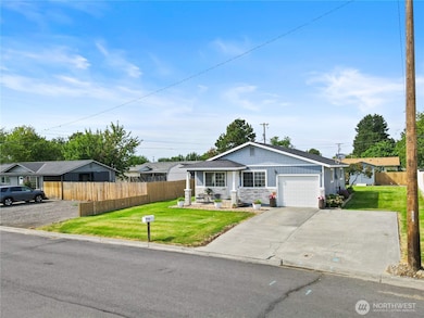 415 Sylvan Dr, Othello, WA 99344 - photo 7