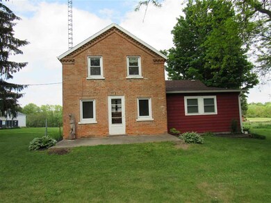 W6468 Patterson Rd, Monroe, WI 53566 - photo 2