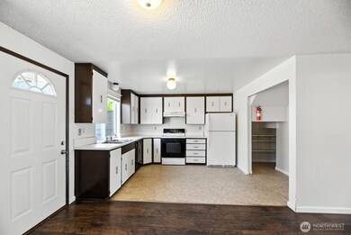 1738 S 82nd St, Tacoma, WA 98408 - photo 5