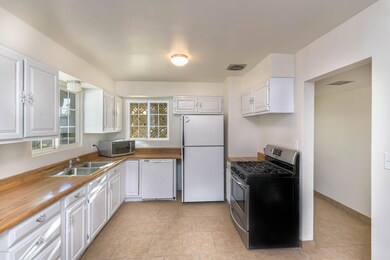 Kitchen_2