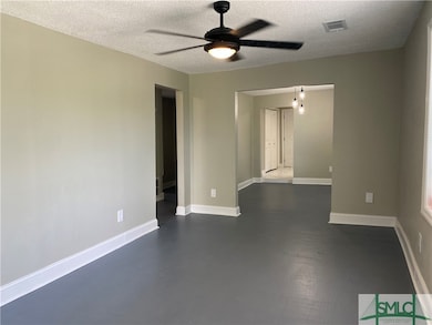 1000 W 53rd St unit Upper, Savannah, GA 31405 - photo 5