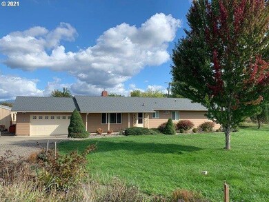 3123 Southside Rd, Sutherlin, OR 97479 - photo 2