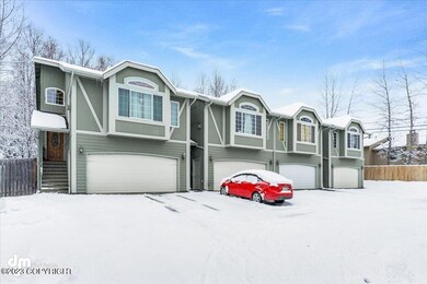 02-Front Exterior_ELI00385-Edit