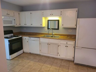 351 Golf Ln unit 351, Algonquin, IL 60102 - photo 3