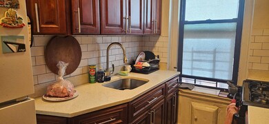 Windsor Equities Owners unit 4A, Jackson Heights, NY 11372 - photo 3