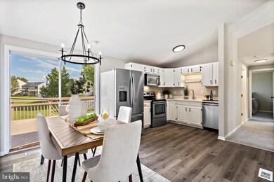 7932 Galloping Cir, Windsor Mill, MD 21244 - photo 3