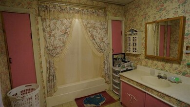 4308 Grover Ave, Hammond, IN 46327 - photo 3