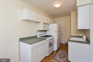 715 Clarendon Rd, Drexel Hill, PA 19026 - photo 7